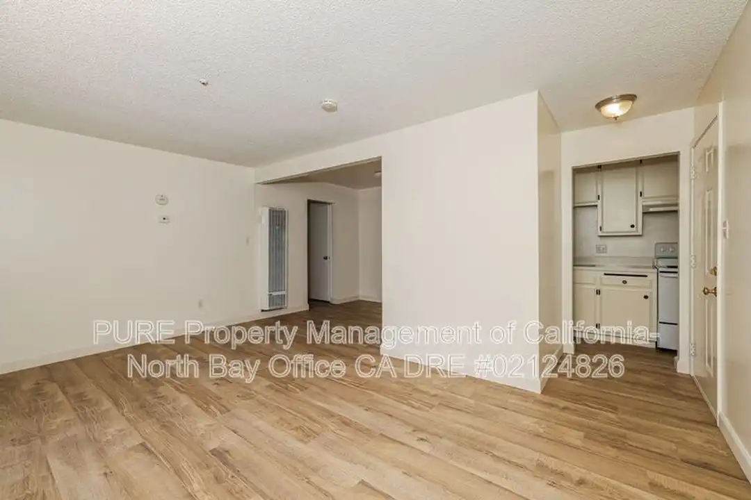 Apartment in Santa Rosa - View 3