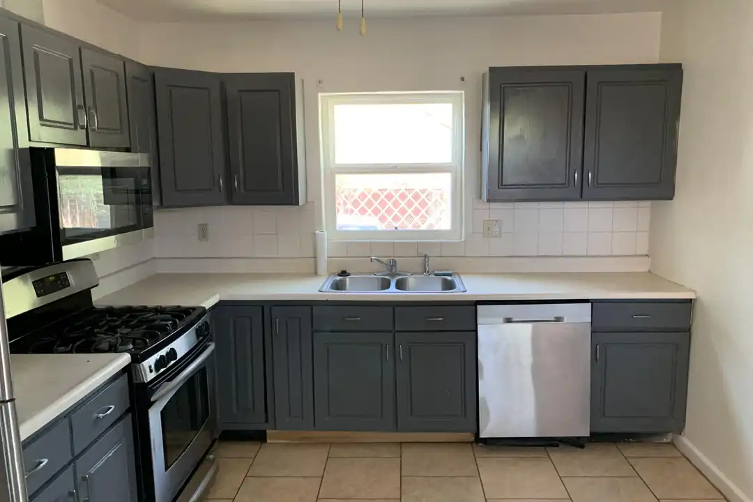 1005 E Water St unit 2 - View 4