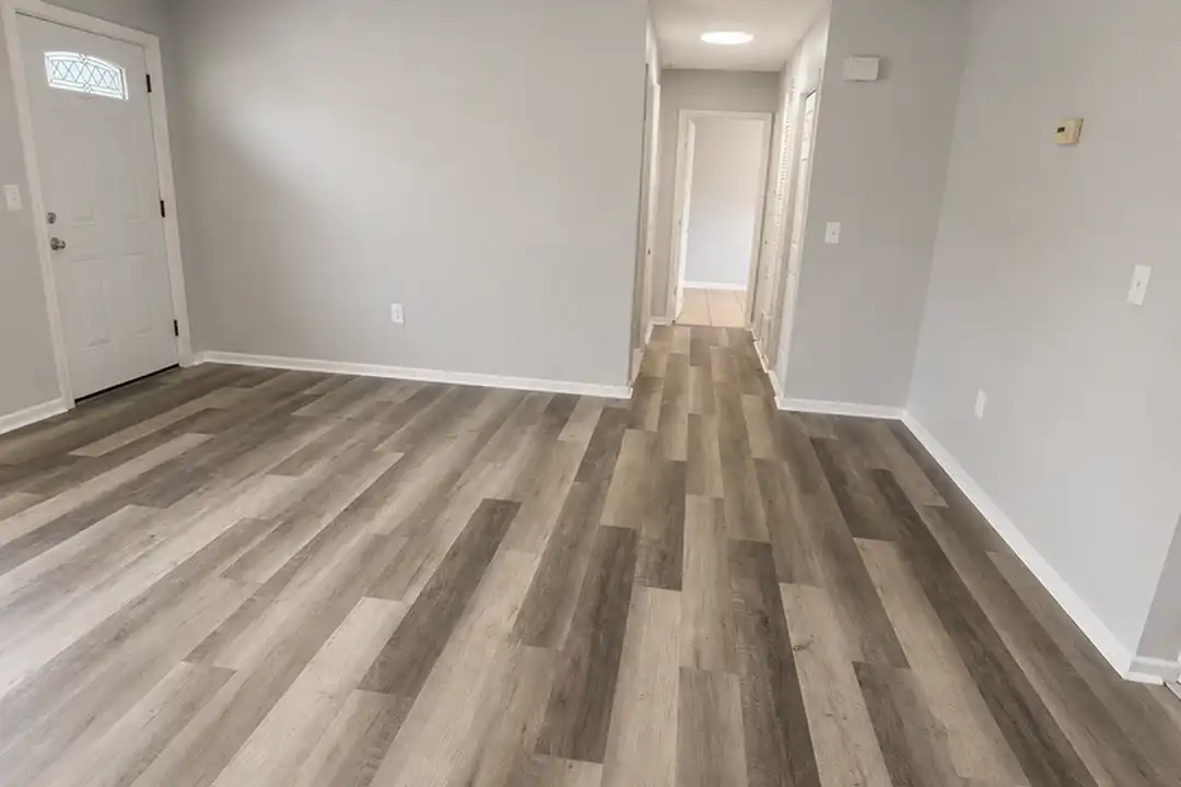 511 65th Ave Dr W - View 3