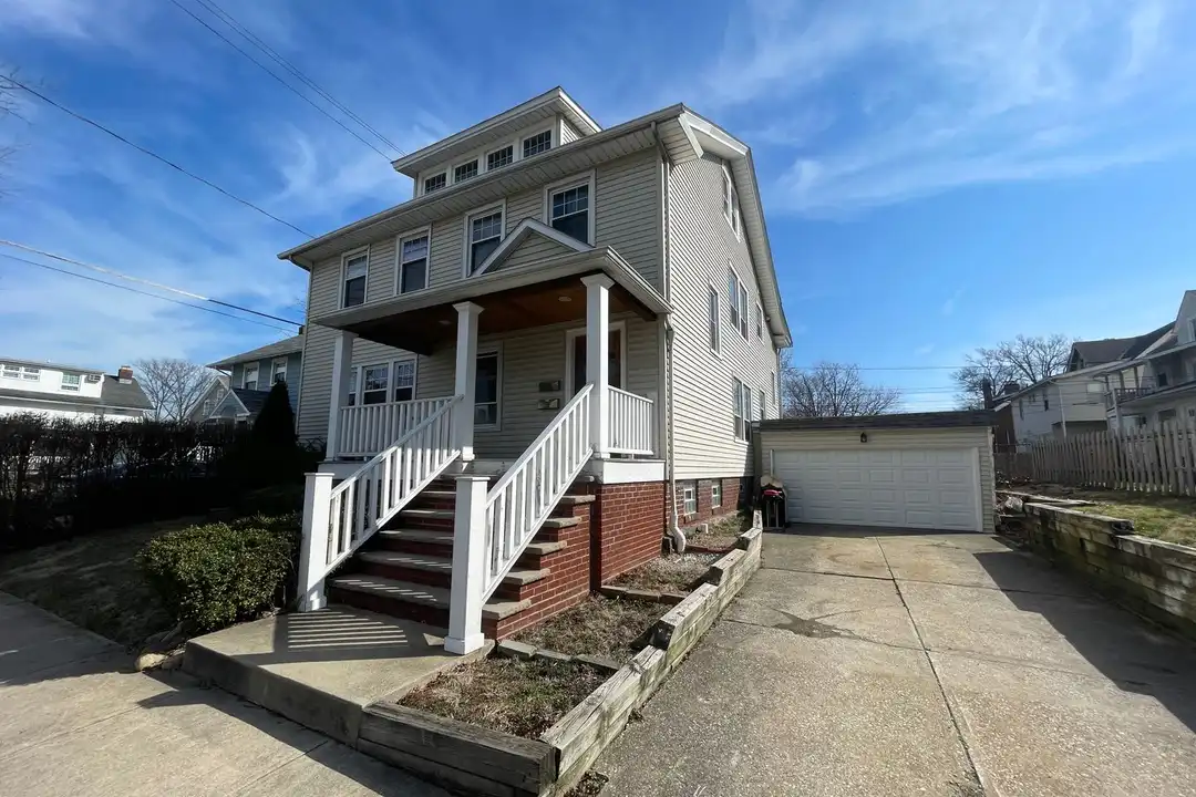 1143 Cranford Ave unit 1143 Cranford Avenue Lower – photo 1
