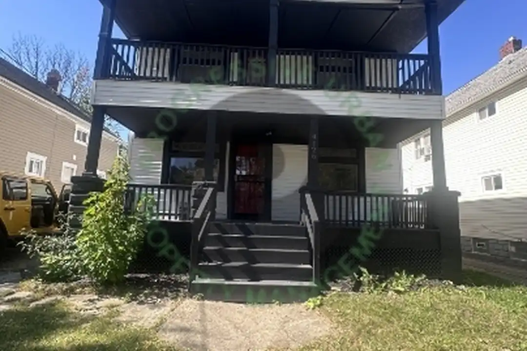 4126 E 143rd St – photo 1