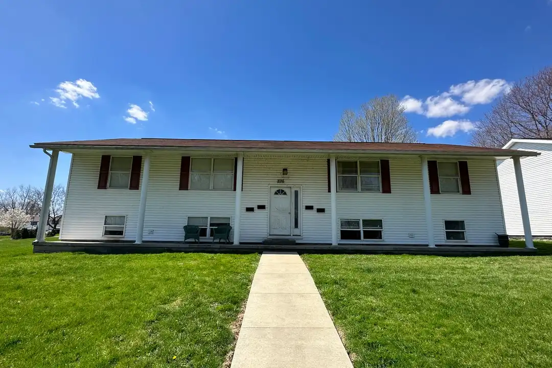 326 S East St unit Unit 3 – photo 1 of 10
