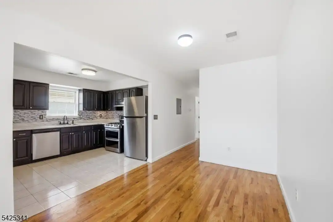 20 Wakeman Ave - View 6