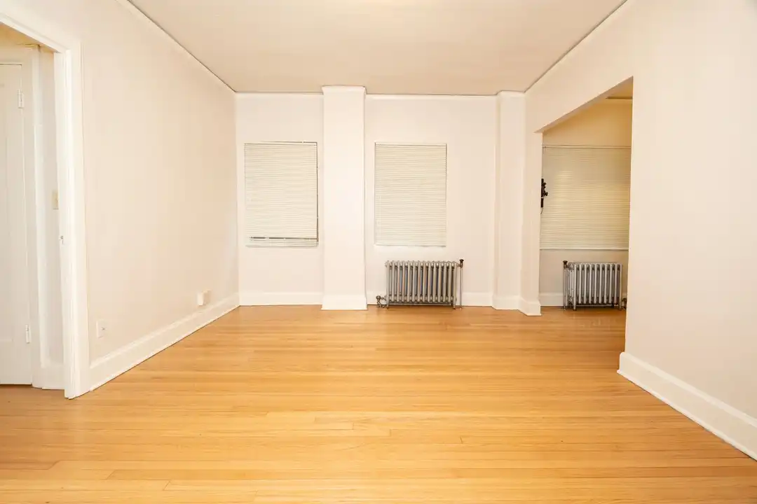 1431 SW Park Ave - More