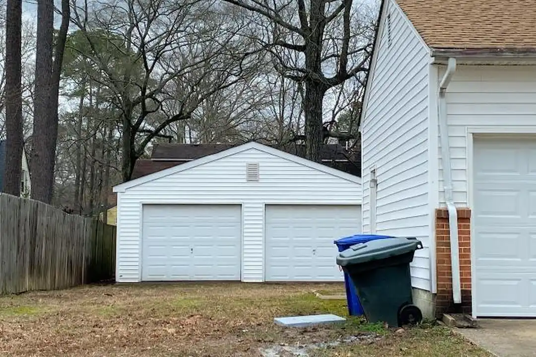 218 Mona Dr - View 5