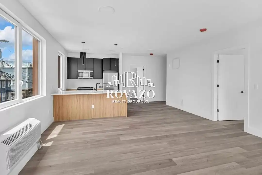 39 Madison St unit 301, 402, 408, 409 - View 4
