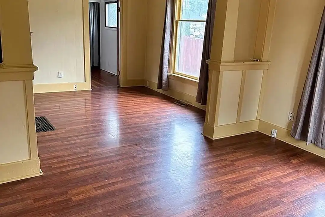 Apartment in Ellensburg - View 5