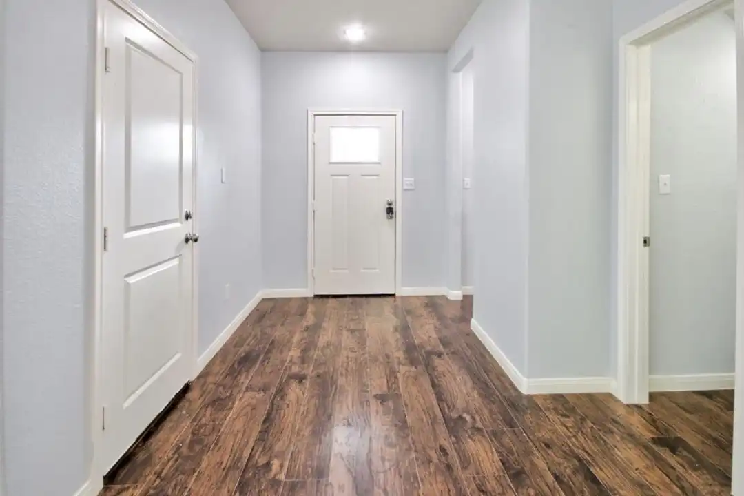 3510 Oleander Ave - More