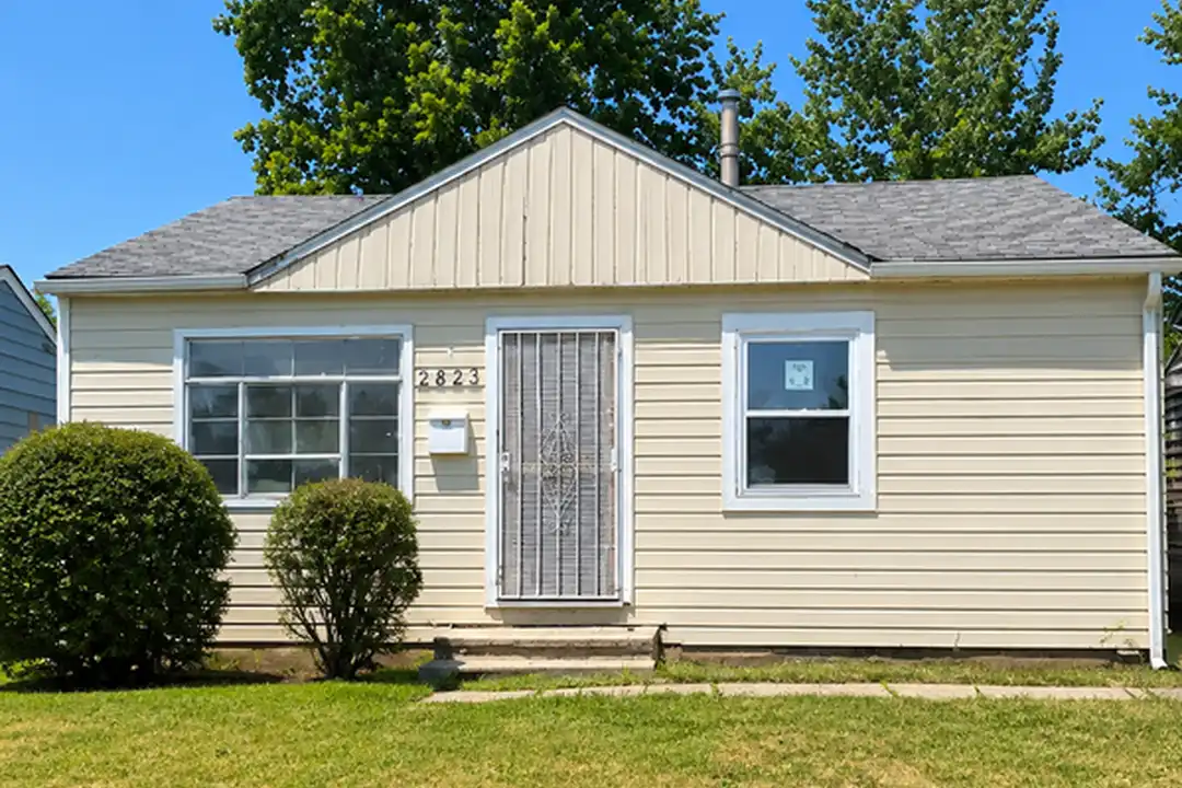 16317 Clearview Ave – photo 1