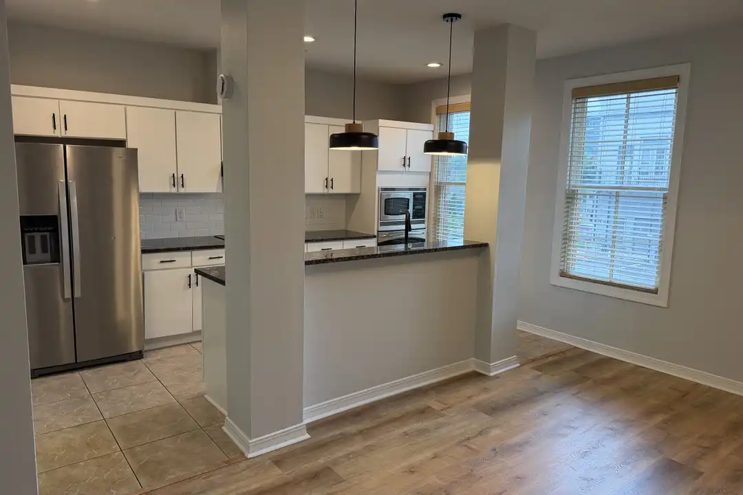 442 S Maple St unit 1 - More