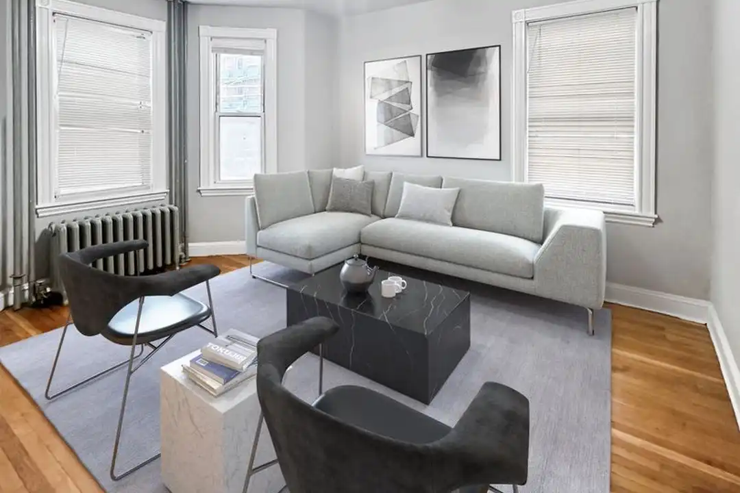 11 Pond St – photo 1