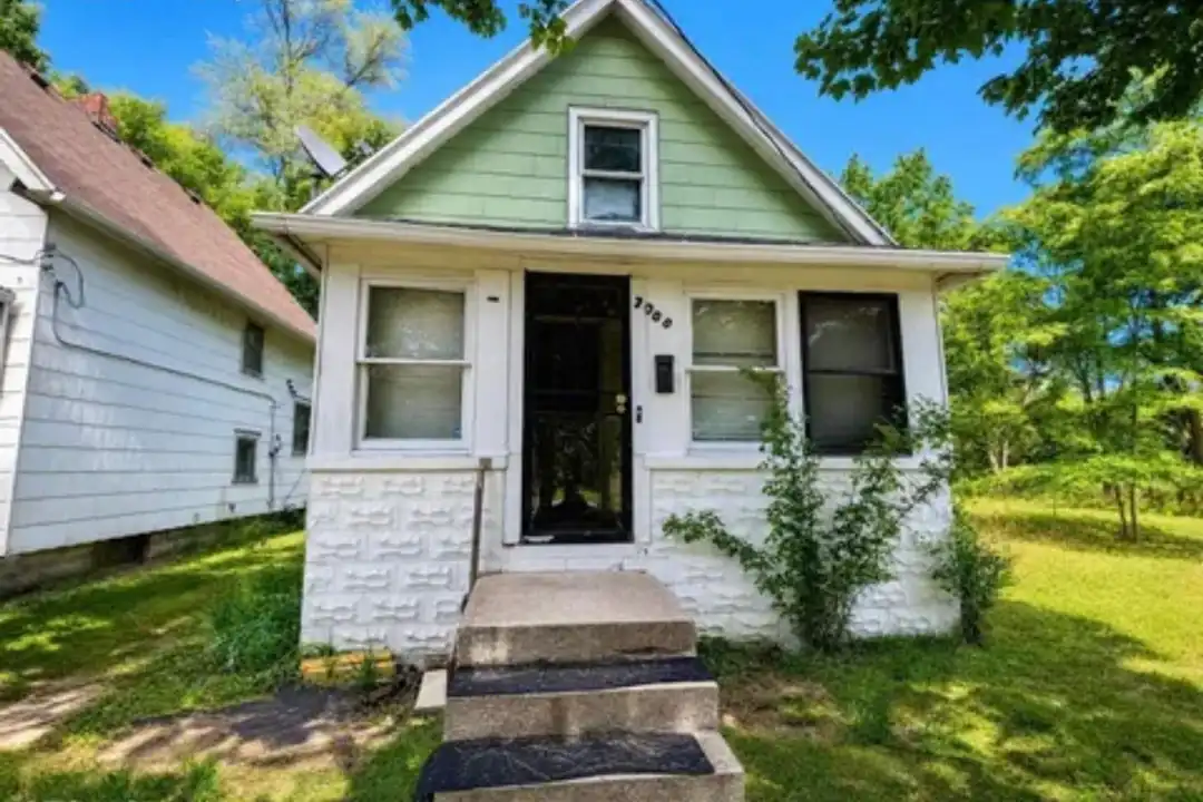 2020 Hawthorne St – photo 1