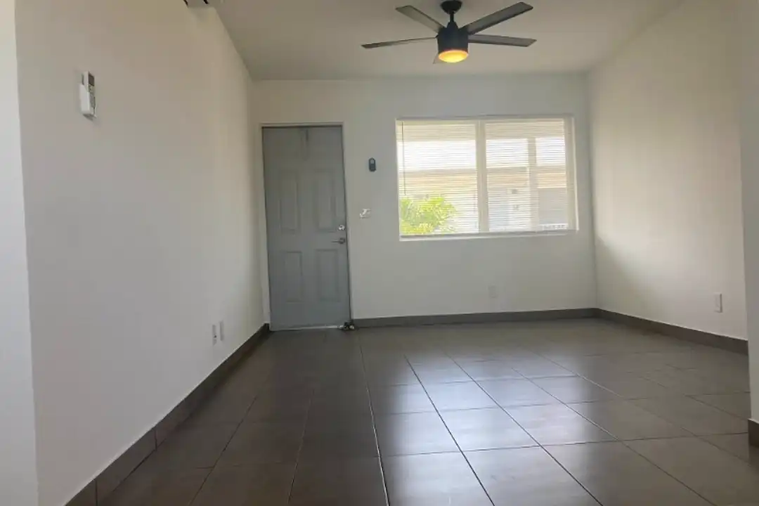 3201 Broadway unit 15 - View 2