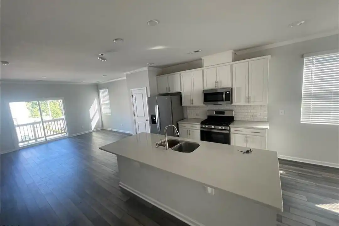4923 Southern Magnolia Dr - Widok 4