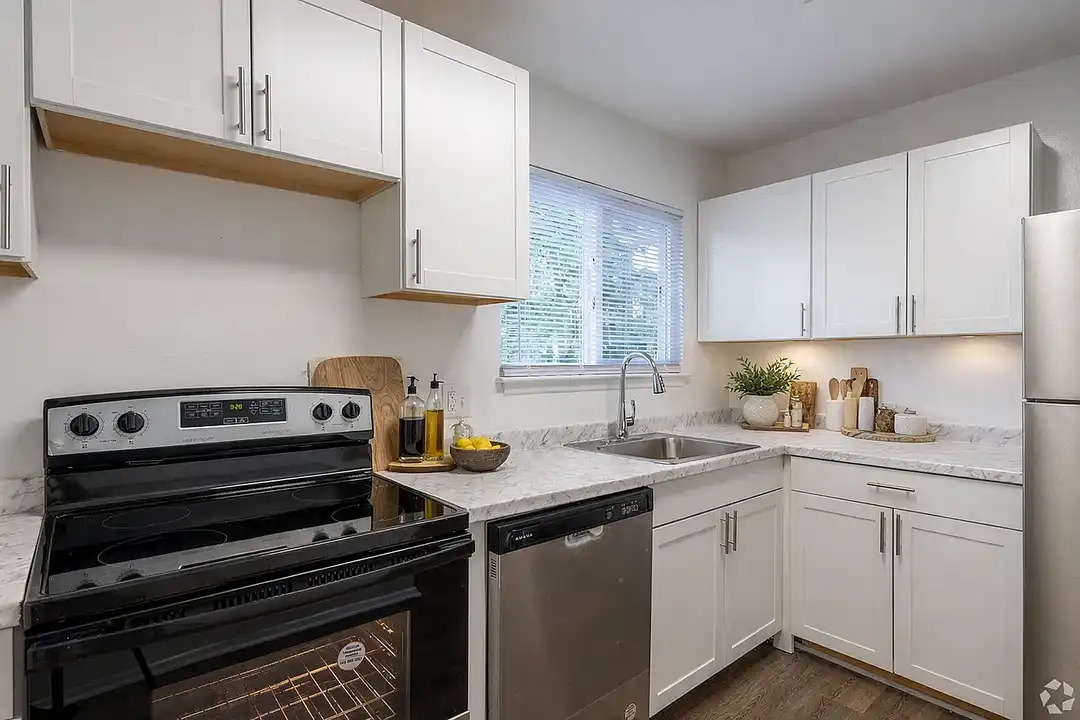 Forest Pine Apartments – photo 1 of 7