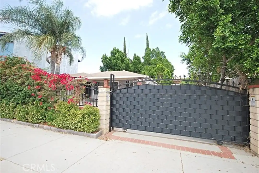 House in Los Angeles - View 3
