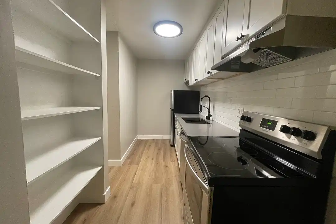Hayward Heights - View 4