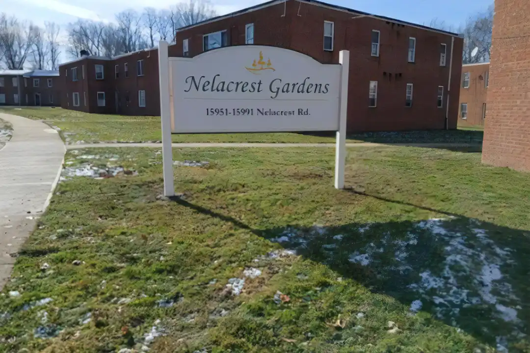 15985 Nelacrest Rd – photo 1