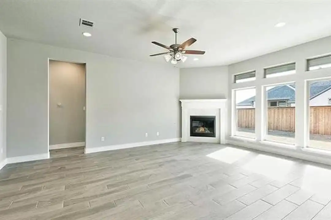 333 Cowling Dr - View 3