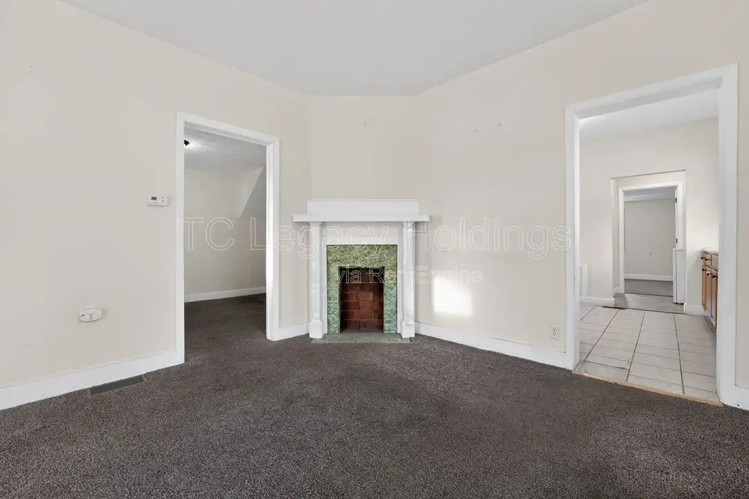 388 Broaddus Ave unit B - View 2