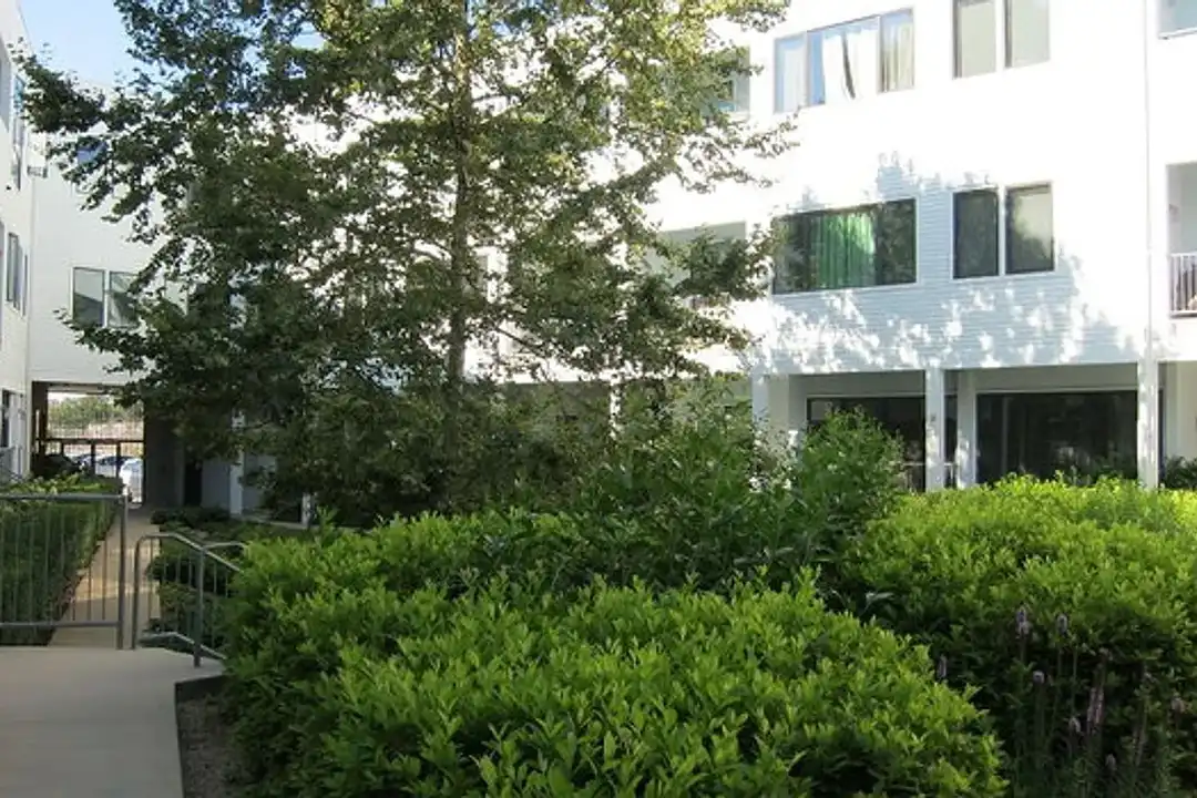 314 ELEVATION - View 4