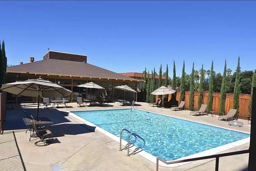 Apartment in Santa Clara - View 5