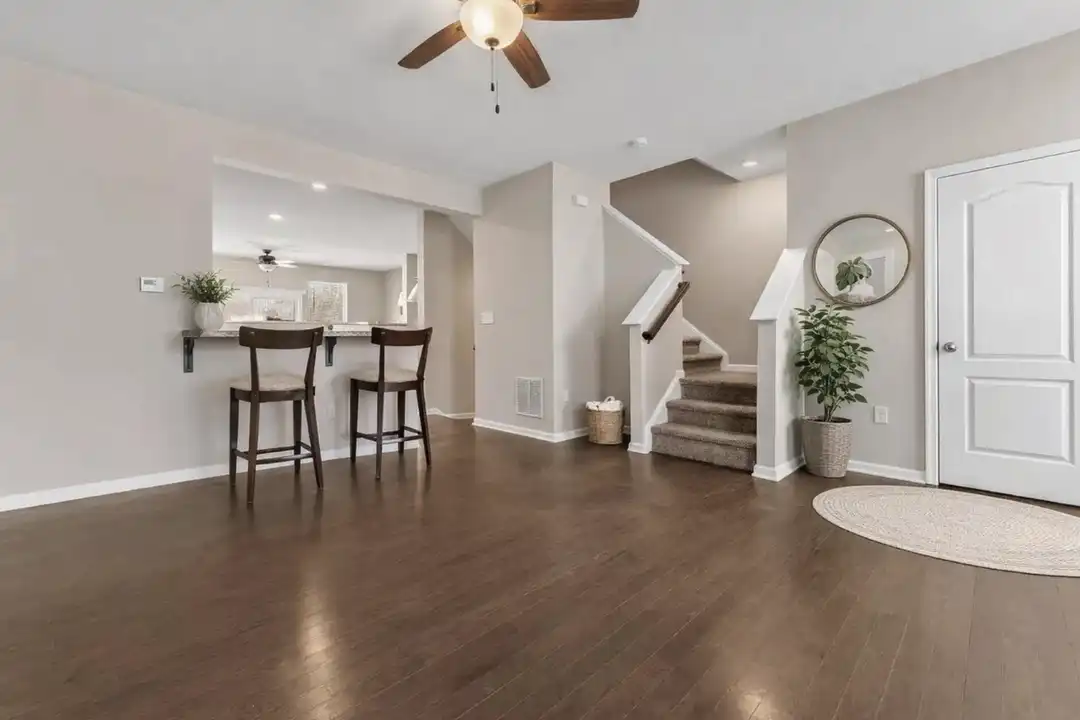 138 Inlet St - More