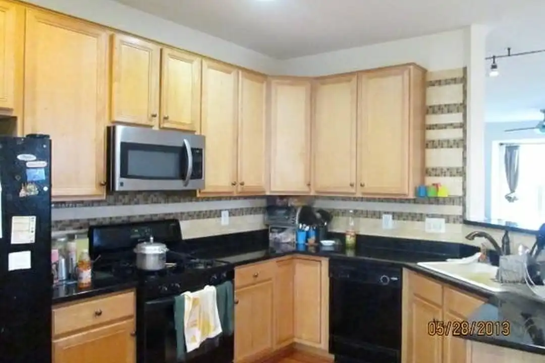 512 Twintree Terrace NE - View 4