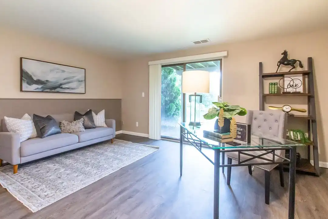 Bavarian Village on the Lake Townhomes – photo 1 of 22