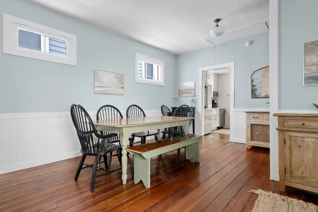 2 Larnes St - View 6
