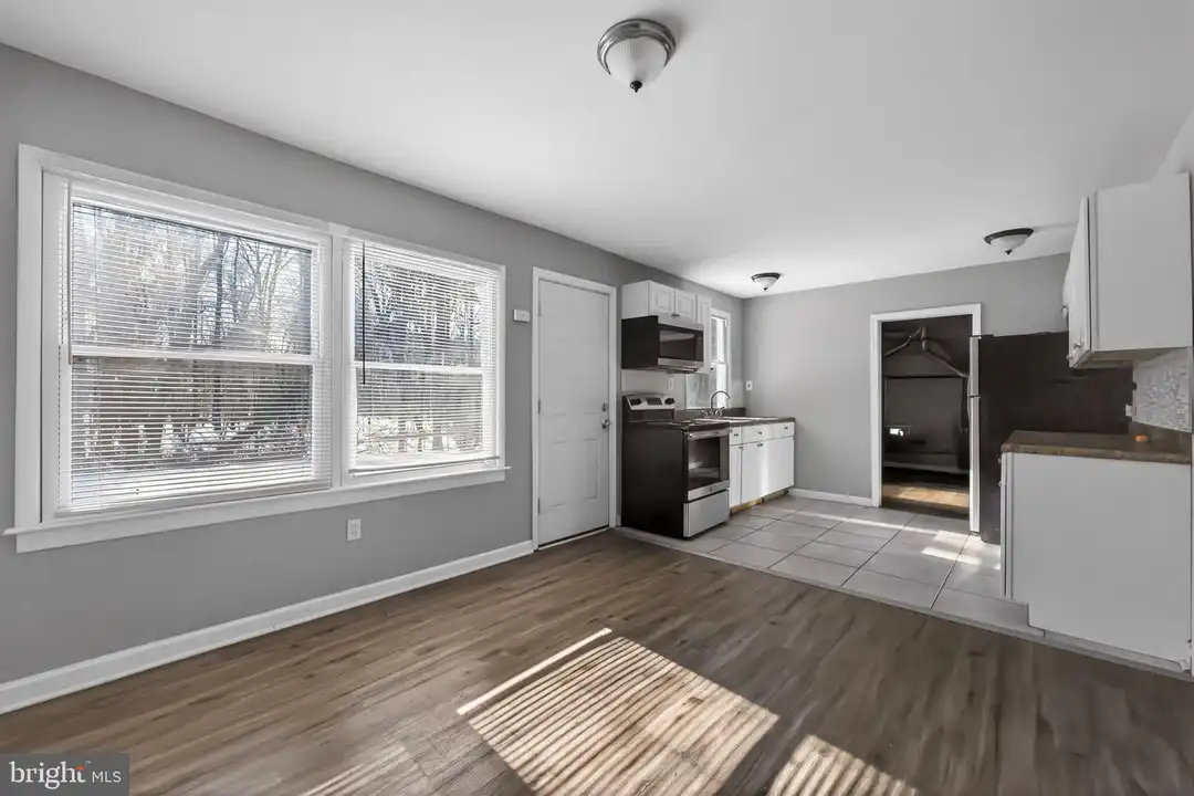 17 Bonnie Ln – photo 1 of 15