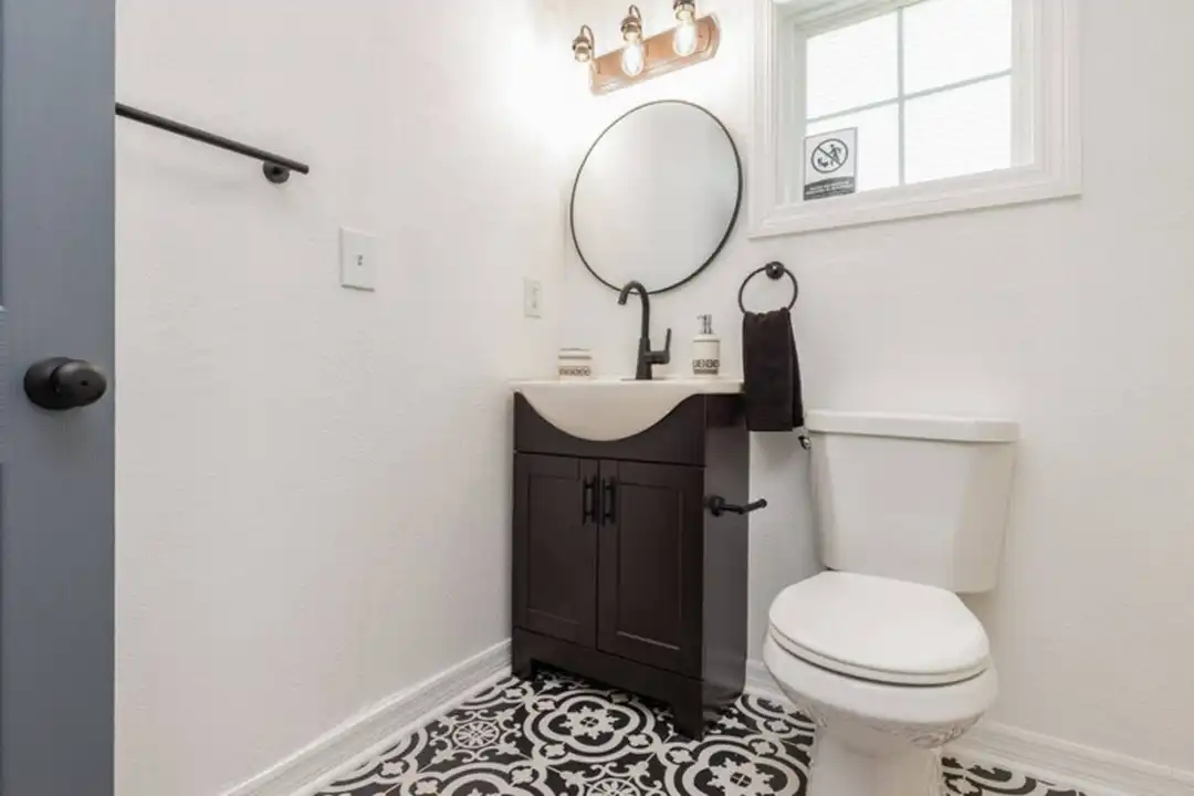 2301 Carlton Dr unit 2 – pohled 6