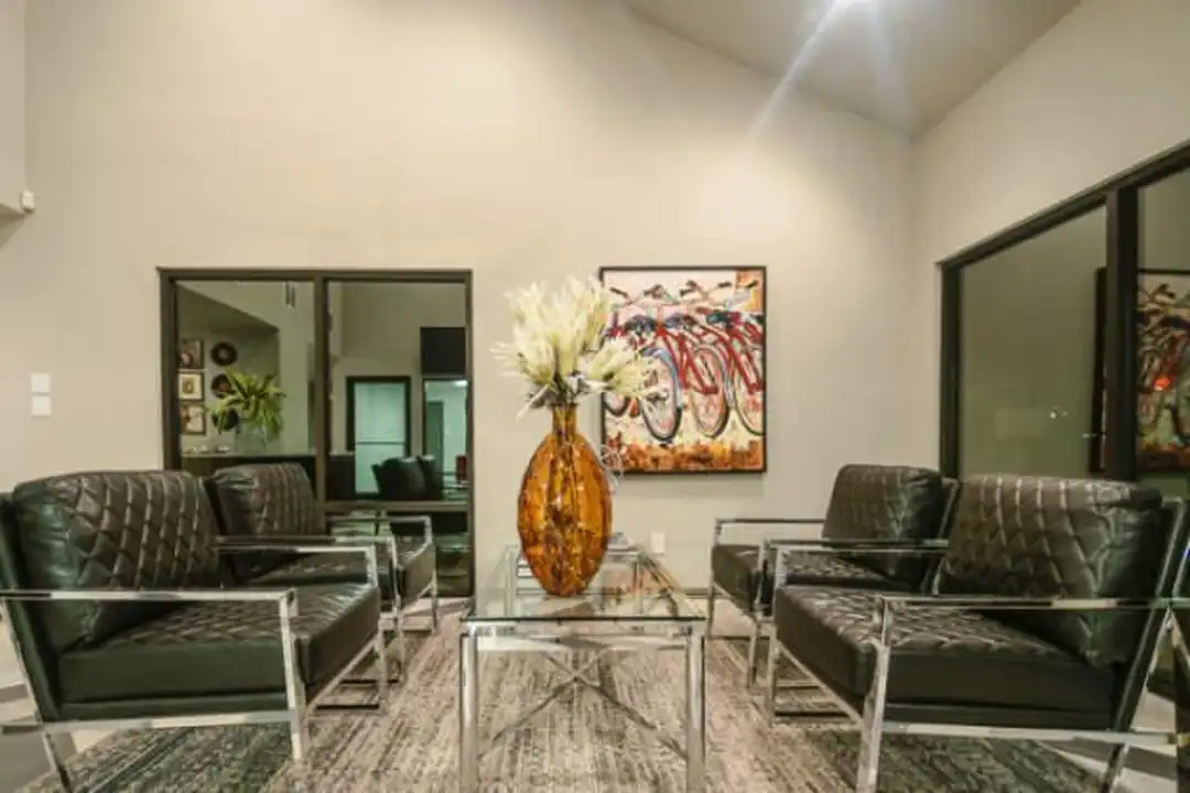 1500 N Interstate Hwy 35 unit # 1574 - View 2