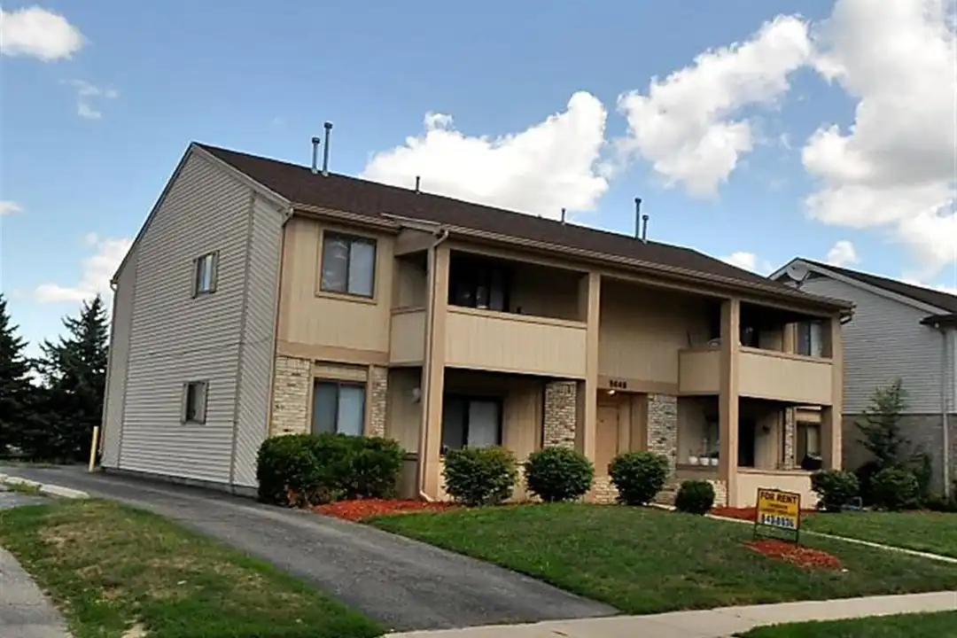 5648 Ryewyck Dr unit 1 – photo 1