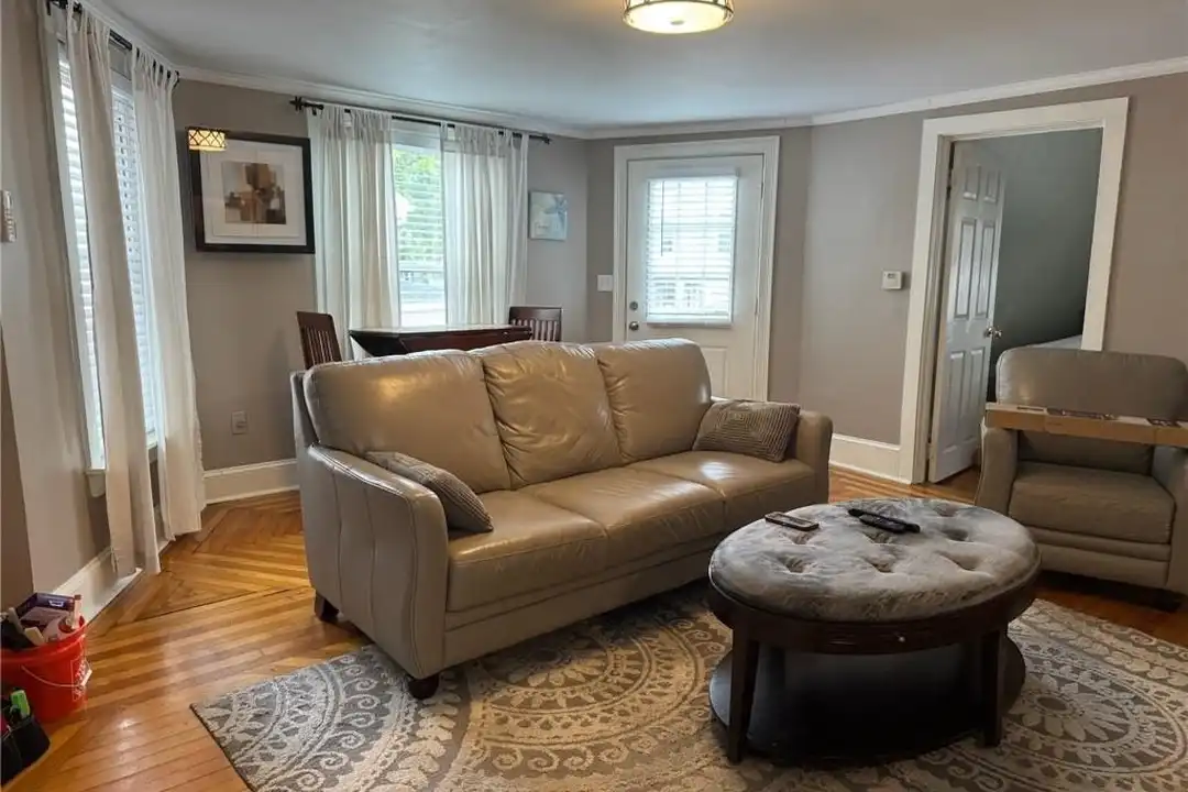 4 Hammond St #5 - More