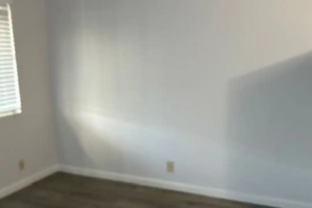 Apartment in Mountain View - View 4