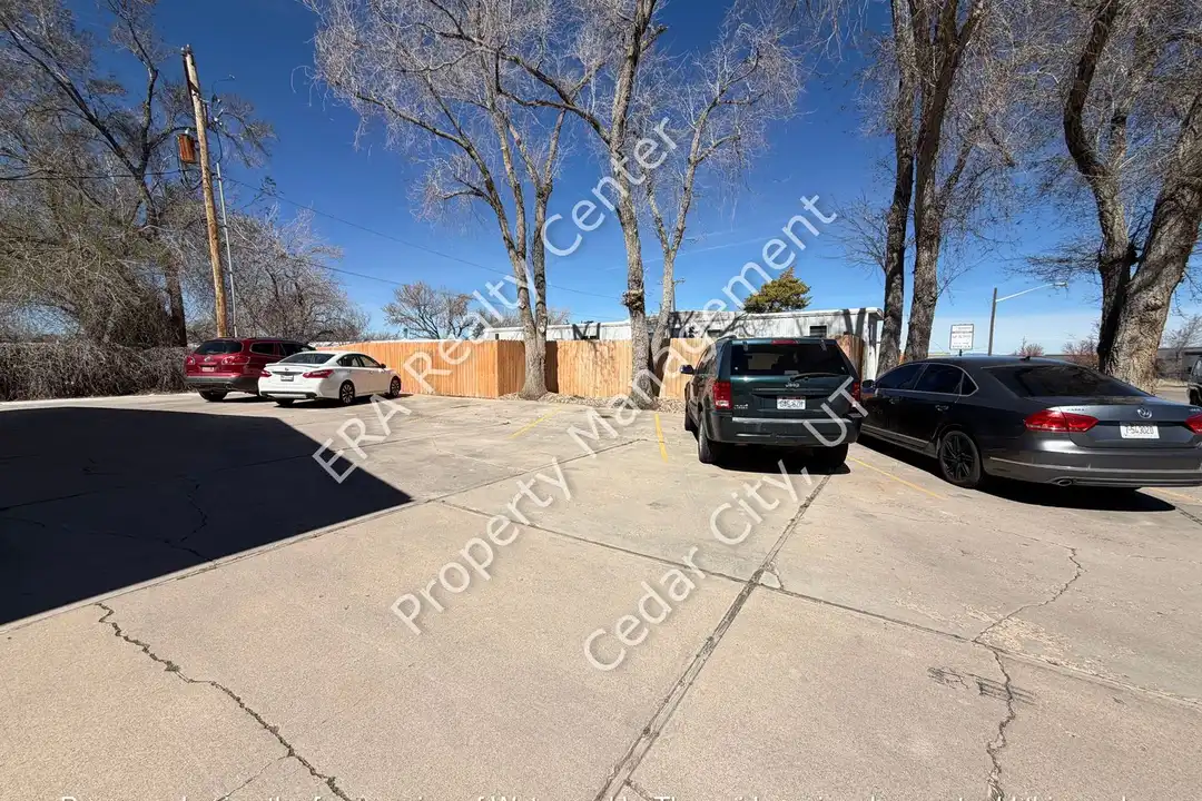 421 N 800 W unit # 3 - View 6