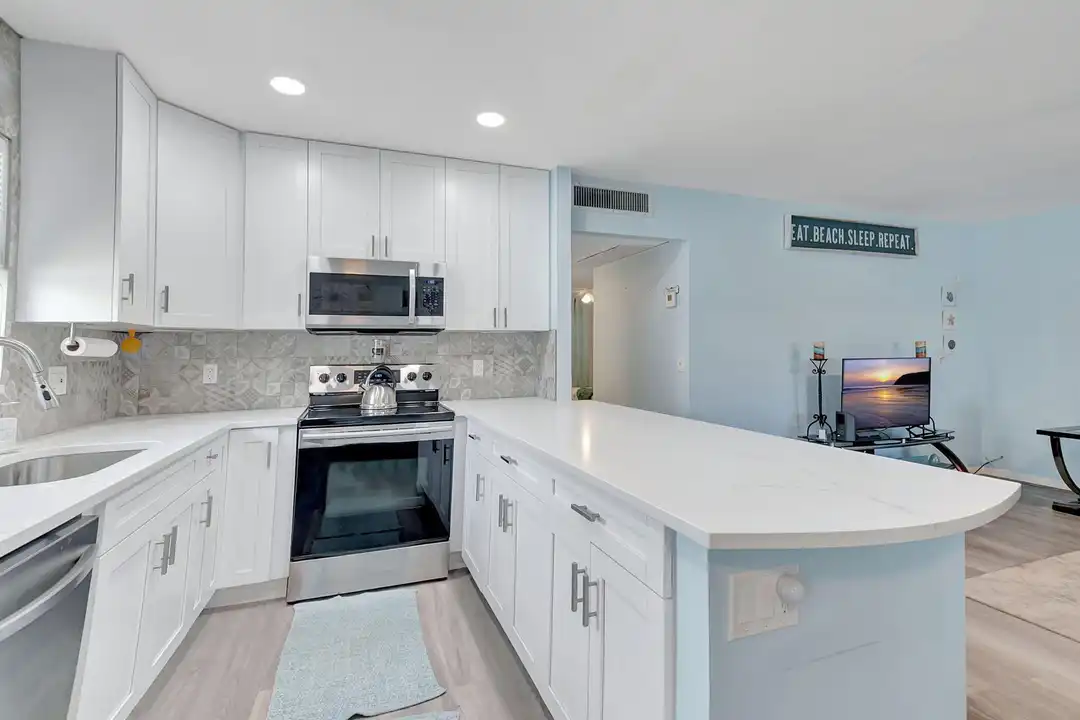 Apartment in Delray Beach - View 5