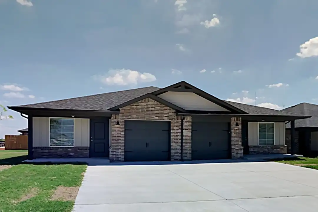 11201 Breckenridge Ln - View 2