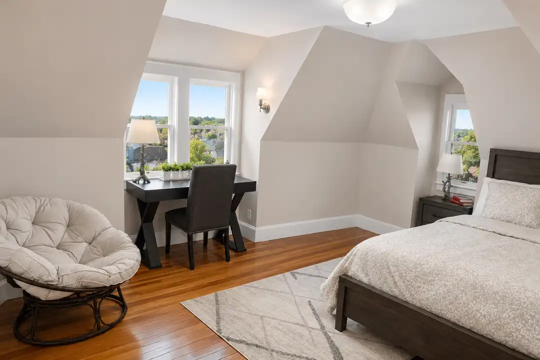 1820 Albany Ave – photo 1 of 7