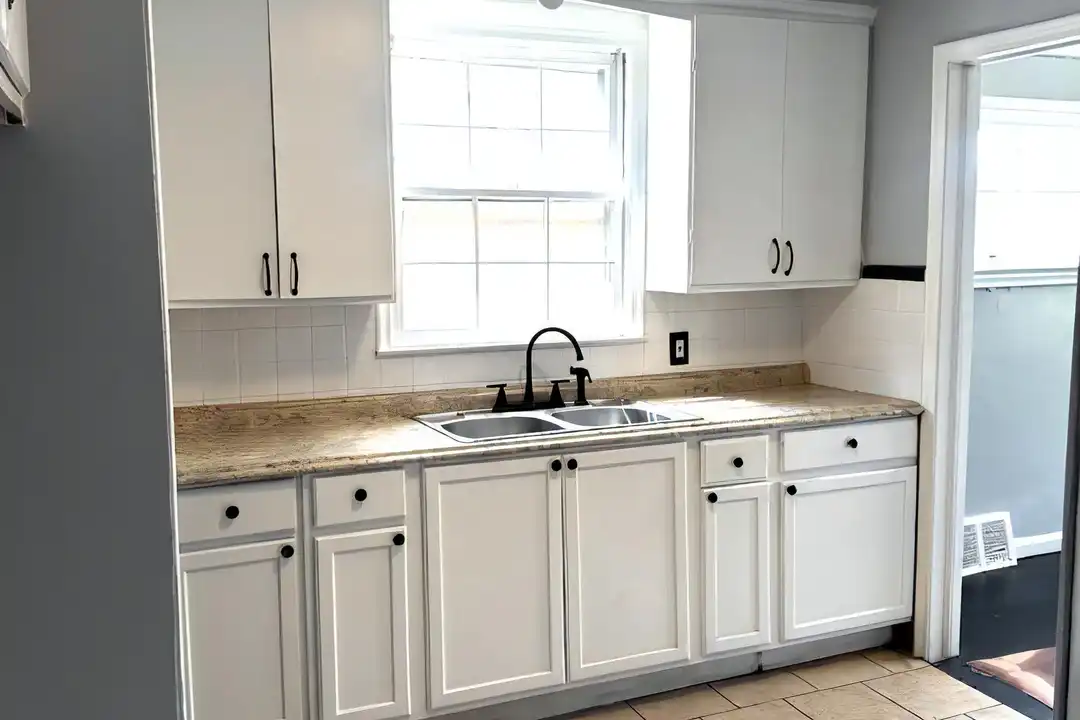 8266 Warwick St - View 5