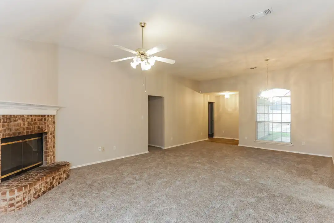 7501 Fossil Garden Dr - View 3