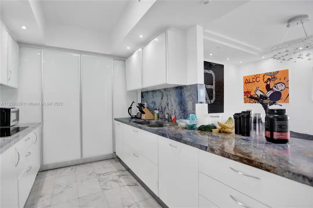 450 Alton Rd - View 3