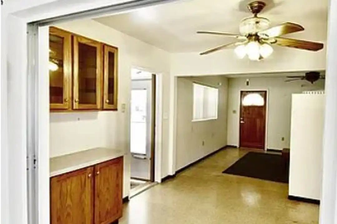 4938 Azalea Dr - View 2