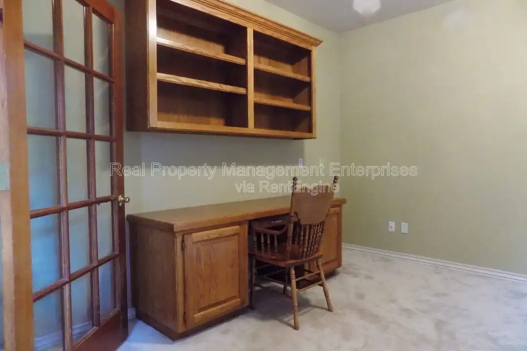 10018 Birkenhead Ct - View 3