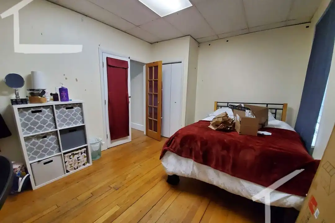 5 Aberdeen St - View 2
