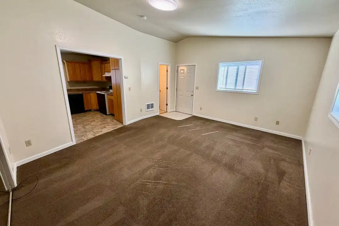 1004 SE 24th Ave unit 1010 - More