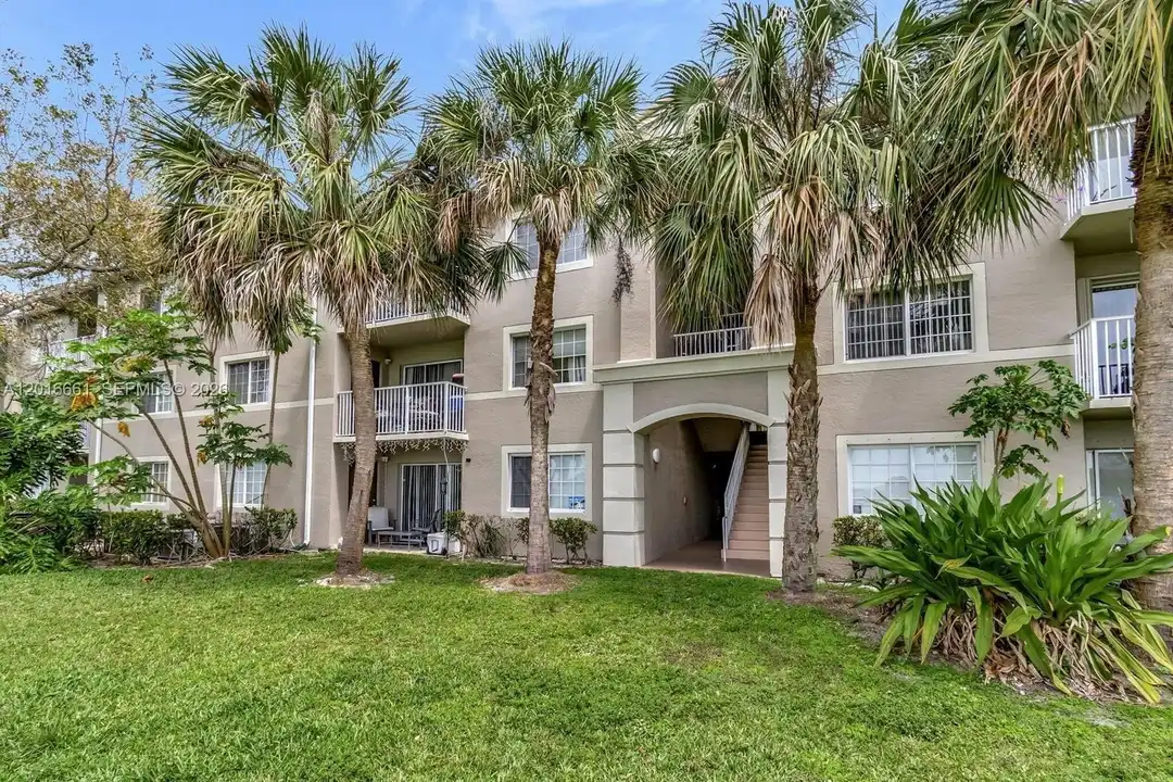 5045 Wiles Rd #201 - View 2