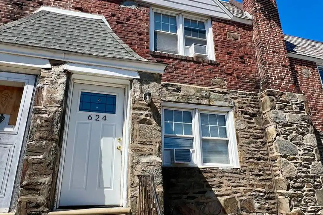 Apartment in Upper Darby - View 2
