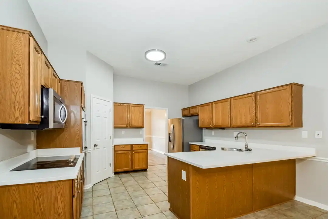 4480 Glenchase Dr - View 6